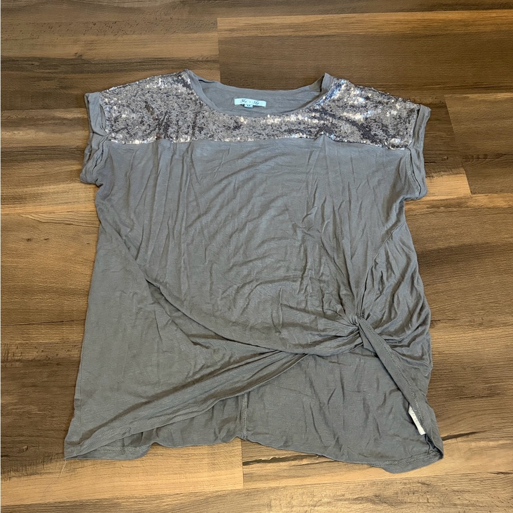 Womens She + Sky Taupe Sequin Shoulder Knot Short Sleeve Top Size Medium
